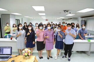 C8 3
